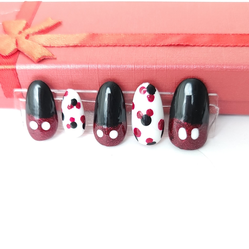 Mickey Mouse Nails